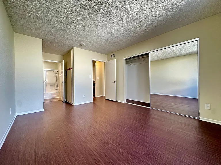 Otsego Arms Apartments — Photo 11