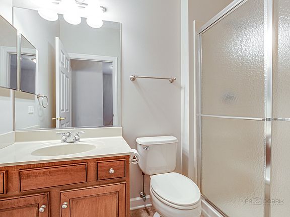 5th image of 2281 Creekwood Dr