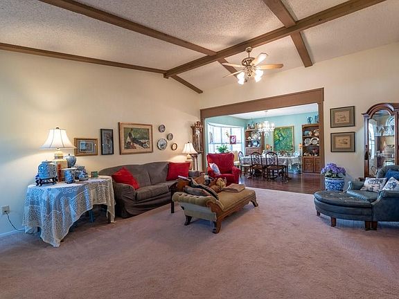 3rd image of 738 Holly Oak Dr