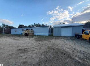 13117 45th Ave, Remus, MI 49340