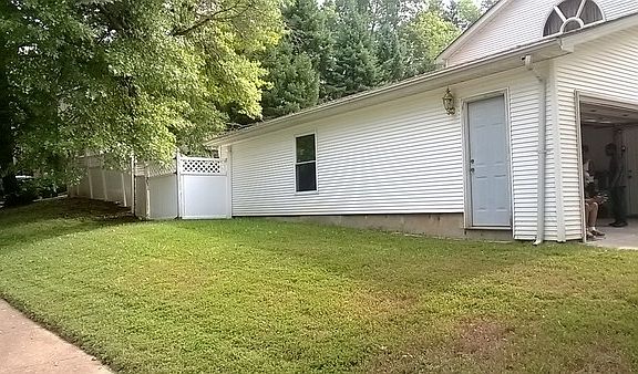 5th image of 1630 Forestedge Dr