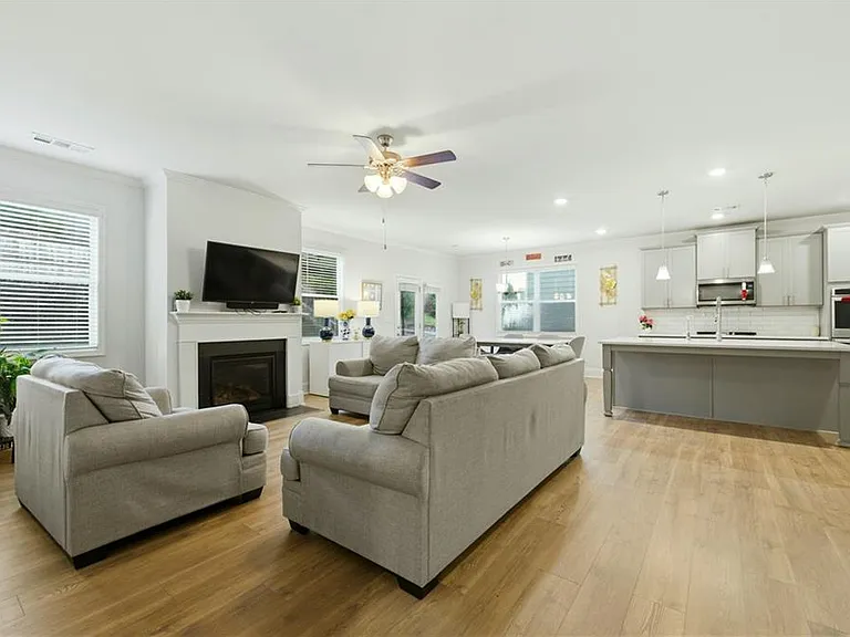 196 Treeline Trl — Photo 11