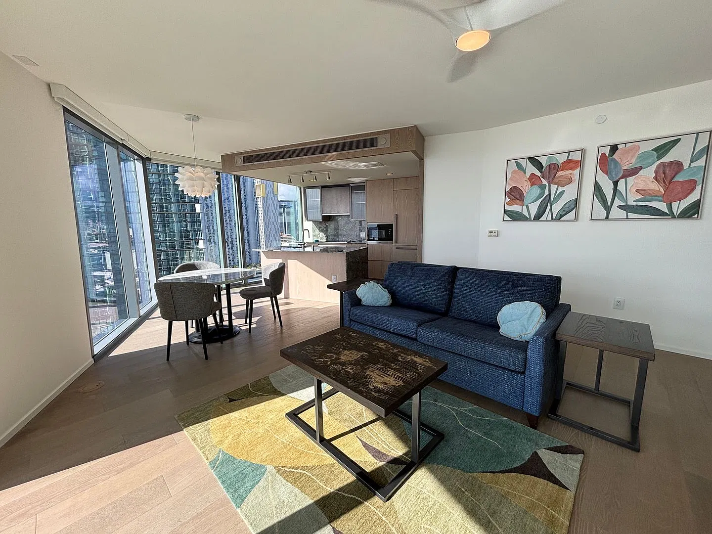 Koula #2001 (1 Bed, 1 Bath, 1 PKG) — Photo 1
