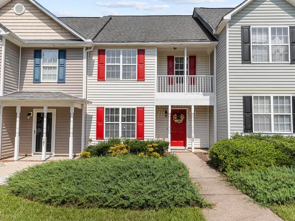 103 Gatwick Ct, Clayton, NC 27520