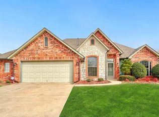 1605 Windmill Ridge Dr, Shawnee, OK 74804