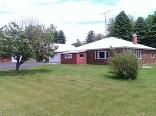 130 N West St, Neshkoro, WI 54960