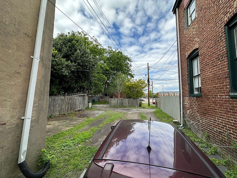 1st image of 112 W Clay St #0
