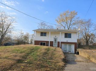 1002 Greensferry Rd, Jackson, MO 63755