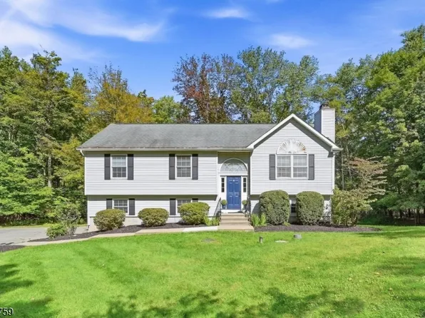 46 Melinda Ln, Vernon Twp., NJ 07421
