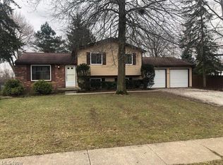 2534 Norton Rd, Stow, OH 44224