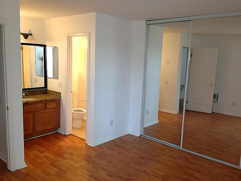 3454 Castle Glen Dr #126 — Photo 4