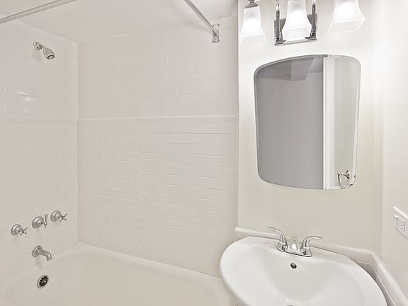 4th image of 45 Tudor City Pl APT 1012