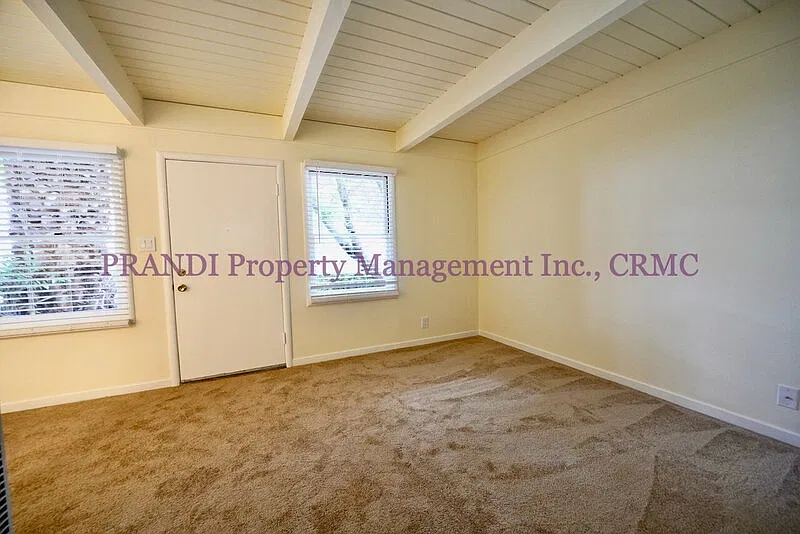 1 bed, 1.0 bath, 500 sqft, $2,200 — Photo 3