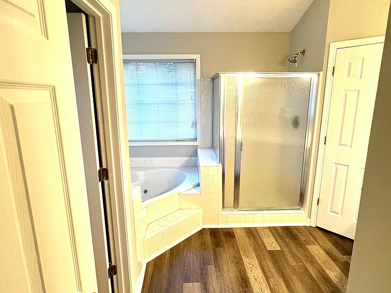 675 Rosehill Ln — Photo 11