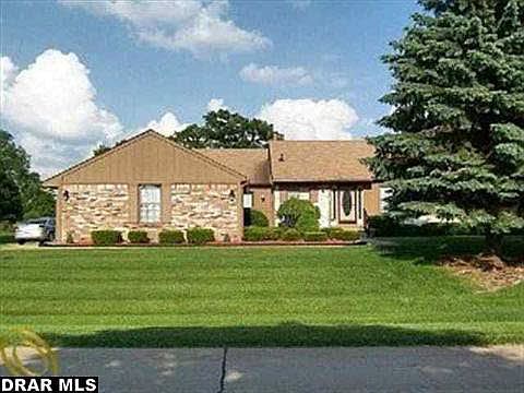 1st image of 9825 Cambridge Ct #3
