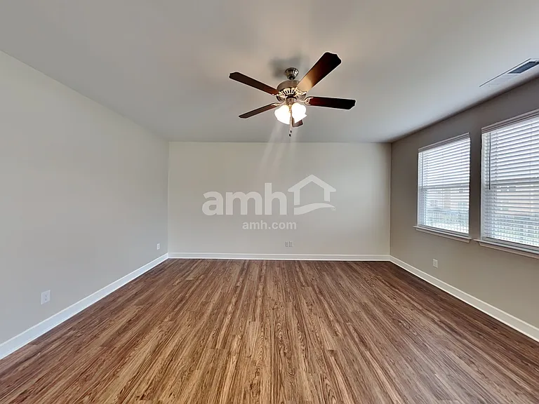4407 Erabele Dr — Photo 7