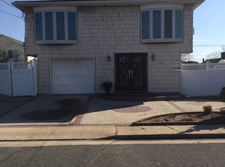 455 Nassau Ave, Freeport, NY 11520