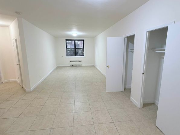 8920 55th Ave APT 1P