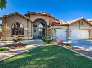 2016 E Victor Rd, Gilbert, AZ 85296