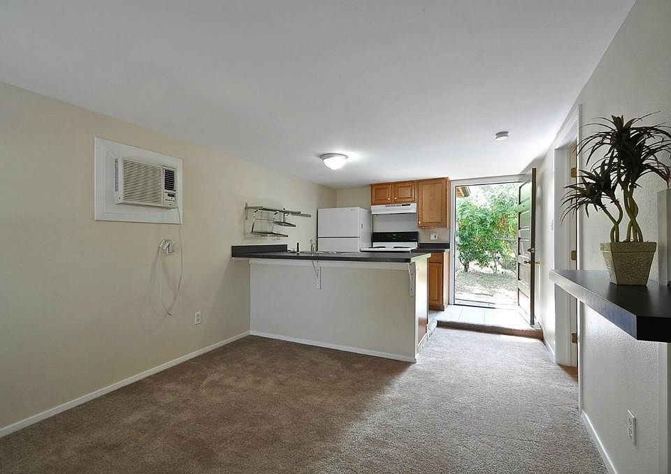 Unit no longer has carpet!! Upgraded to ceramic tile and wo