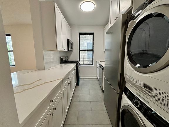 2nd image of 80 Fort Washington Ave APT 43