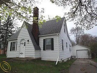 224 N Hewitt Rd photo 1