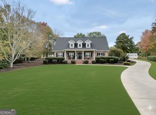 185 Red Maple Dr, Hampton, GA 30228