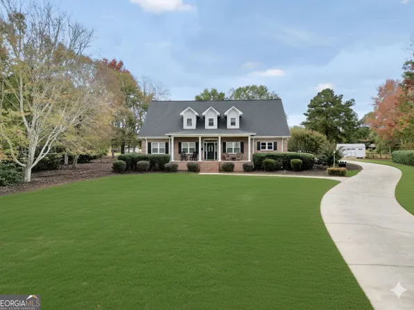 185 Red Maple Dr, Hampton, GA 30228