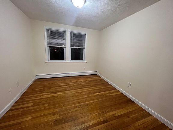 5th image of 180 N Beacon St #24D