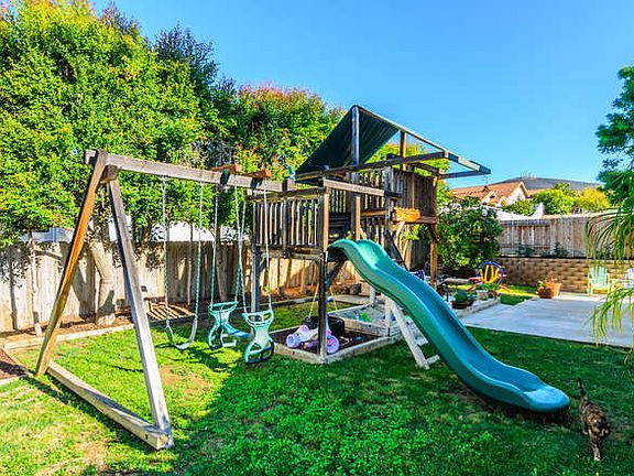 5th image of 8890 La Camesa St