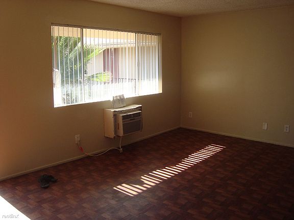 5th image of 1415 E Date St APT 101