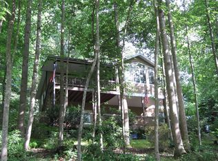 108 Seneca Blvd, Hendersonville, NC 28739