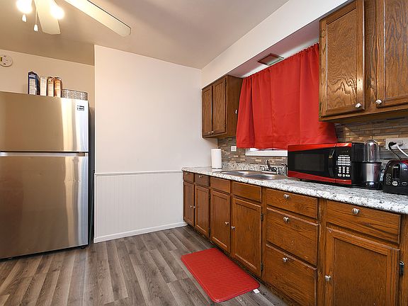 4th image of 17318 Forestway Dr
