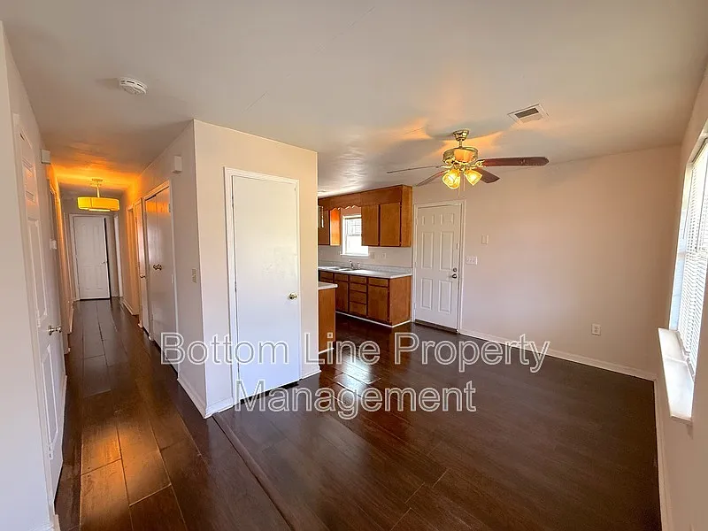 4 bed, 2.0 bath, 1288 sqft, $1,850 — Photo 4