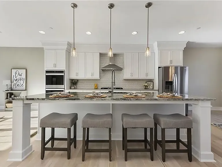 349 Azalea Dr — Photo 5