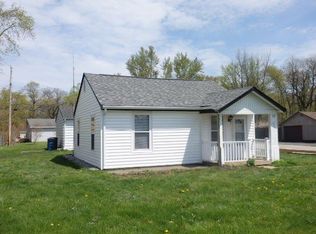 22 E 36th Pl, Hobart, IN 46342