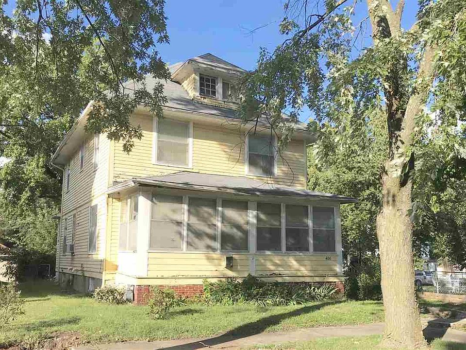 2nd image of 406 W 7th St