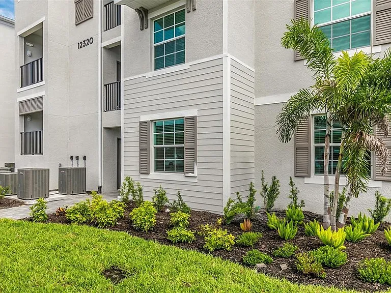 12320 Wellen Golf St #204 — Photo 48