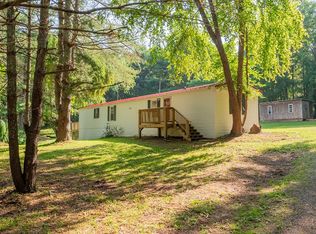 1571 Cannady School Rd SE, Floyd, VA 24091
