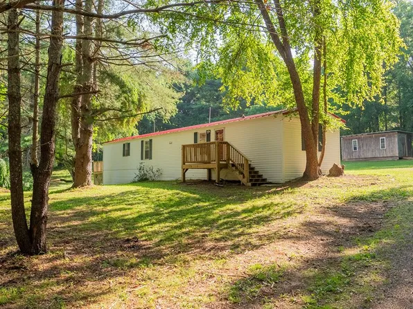 1571 Cannady School Rd SE, Floyd, VA 24091