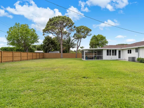 1806 Barbados Road, Lake Clarke Shores, FL 33406