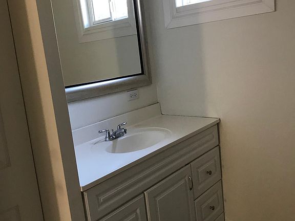 Bathroom - 2 of 3