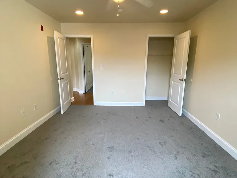 1936 N 17th St #3F — Photo 10