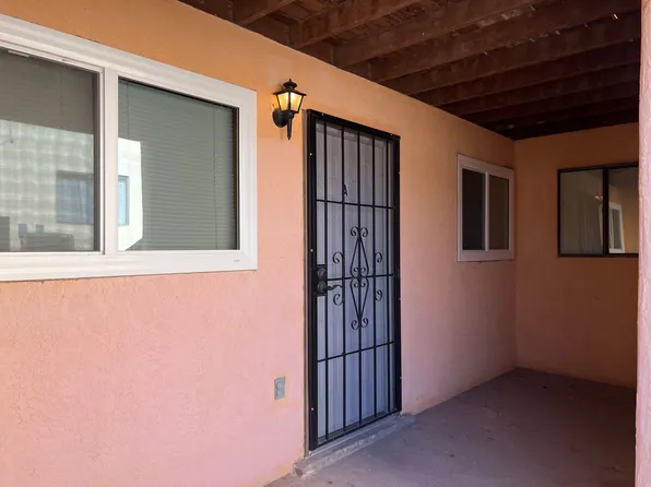 2 Bedroom, 1 Bath apartments, 1115 W McKay St #A, Carlsbad, NM 88220