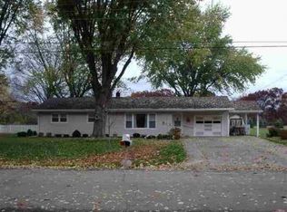 26801 Edwards Rd, Elkhart, IN 46514