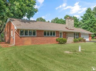 4210 Saint Anthony Rd, Temperance, MI 48182