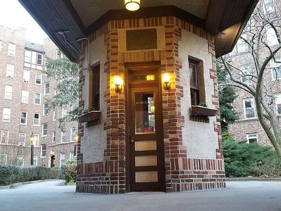 5th image of 3900 Greystone Ave APT 11F