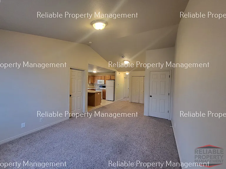 196 Stockham Blvd #D — Photo 2