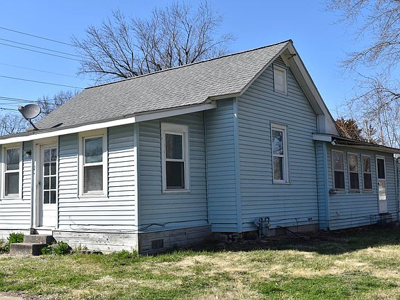 3rd image of 318 E Griggsville St