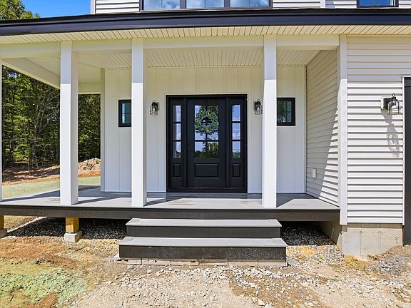 5th image of 16 Spruce Pond Drive